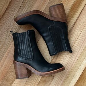 Marc Fisher Black Leather Heeled Boots